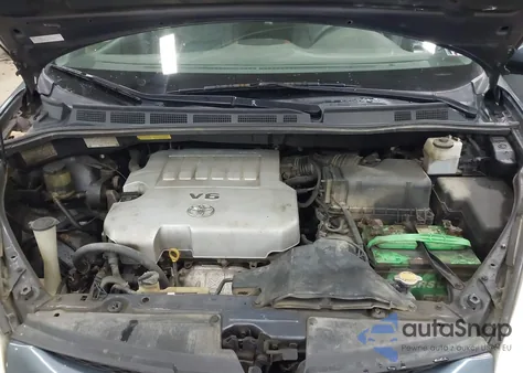 2010 Toyota Sienna Xle from USA, damaged, VIN 5TDDK4CC7AS033195